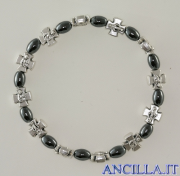 Bracciale elastico con grani in ematite