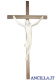 Corpo di Cristo stilizzato (naturale) su croce diritta moderna chiara