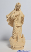 Madonna di Medjugorje con chiesa sconto 30%