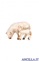 Pecora che mangia con agnello Kostner serie 12 cm